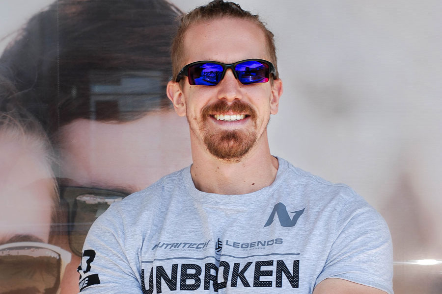 Justin’s performance spectacles with a significant grip even when he as an athlete perspires